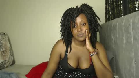 Snapshot of ebony_hairy chatting on February 9, 2:49 am ebony_hairy online show from February 9, 2:49 am