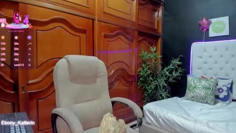 ebony_katterin online show from February 26, 10:58 am