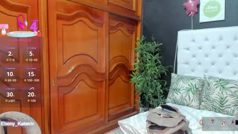 ebony_katterin online show from May 5, 11:40 am