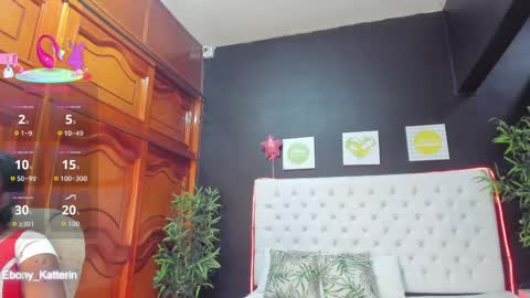 ebony_katterin online show from May 7, 11:48 am