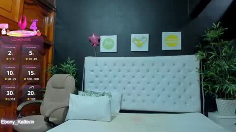 ebony_katterin online show from May 8, 11:26 am
