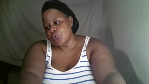 ebony_magixs online show from March 23, 11:53 pm