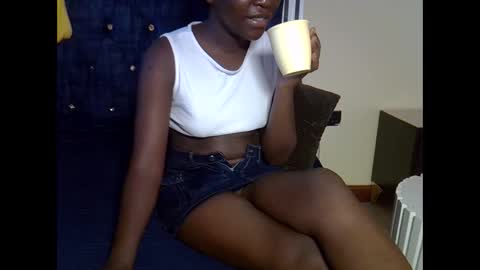 ebony_nita online show from March 26, 10:54 am