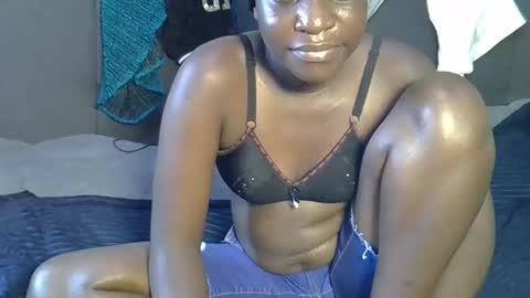 ebony_nita online show from April 2, 12:14 pm