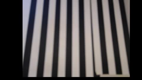 Snapshot of ebony_petitequeen chatting on October 7, 2:14 pm Ella online show from October 7, 2:14 pm