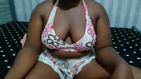 Snapshot of ebony_sabrina chatting on March 3, 10:04 pm Sabrina online show from March 3, 10:04 pm