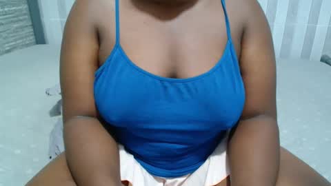 Snapshot of ebony_sabrina chatting on March 12, 9:21 pm Sabrina online show from March 12, 9:21 pm