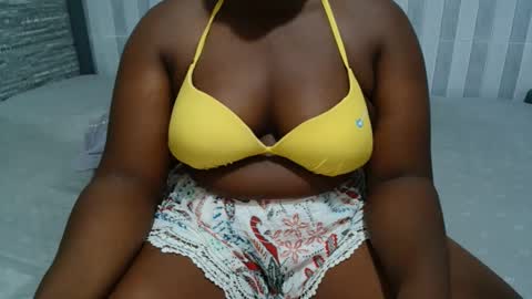 Snapshot of ebony_sabrina chatting on March 18, 6:49 am Sabrina online show from March 18, 6:49 am