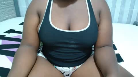 Snapshot of ebony_sabrina chatting on April 10, 8:41 am Sabrina online show from April 10, 8:41 am