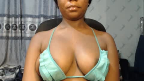Snapshot of ebony_sexy_queen chatting on December 30, 7:11 pm Racheal online show from December 30, 7:11 pm