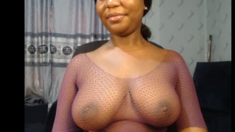 Snapshot of ebony_sexy_queen chatting on January 13, 8:58 am Racheal online show from January 13, 8:58 am