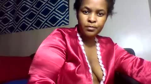 Snapshot of ebonybooty_asssxxx chatting on February 15, 8:38 pm thickbea online show from February 15, 8:38 pm
