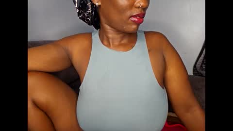 Snapshot of ebonycandymelani chatting on October 12, 11:26 pm Ebony Melanie online show from October 12, 11:26 pm