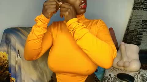 Ebony Melanie online show from February 18, 9:00 pm