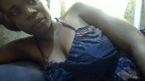 Snapshot of ebonychery chatting on July 4, 12:44 pm ebonychery online show from July 4, 12:44 pm
