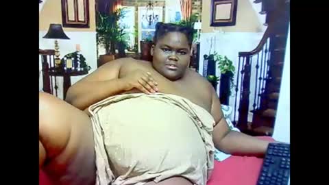 ebonyhotbuns4u2luv online show from January 29, 1:17 pm