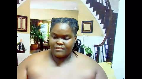ebonyhotbuns4u2luv online show from February 4, 9:38 am