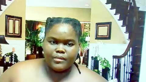 ebonyhotbuns4u2luv online show from February 5, 12:38 pm