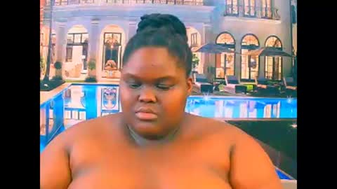 ebonyhotbuns4u2luv online show from December 16, 9:03 am