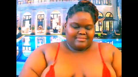 ebonyhotbuns4u2luv online show from February 14, 9:33 pm