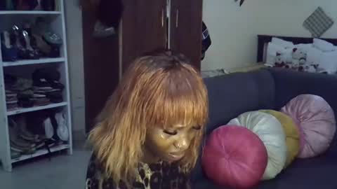 Snapshot of ebonykiki chatting on December 17, 7:26 pm ebonykiki online show from December 17, 7:26 pm