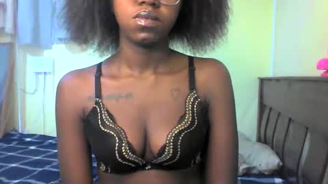 Ebonymuse2 online show from May 14, 10:16 pm
