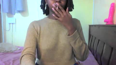 Ebonymuse2 online show from May 19, 9:48 am