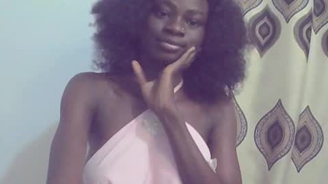 Snapshot of ebonypetiti chatting on September 29, 5:51 pm queen online show from September 29, 5:51 pm