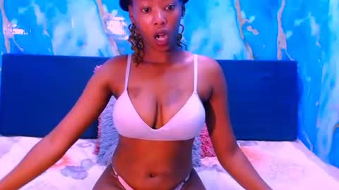 ebonypretty69 online show from February 5, 6:51 am