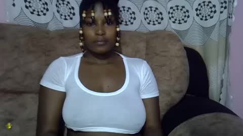 pretty online show from May 1, 9:03 am