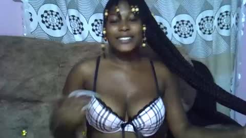 pretty online show from May 13, 10:49 pm