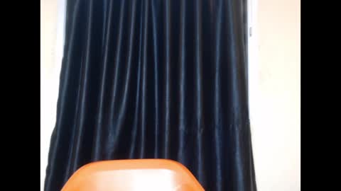 ebonyxxbae online show from May 10, 12:16 am