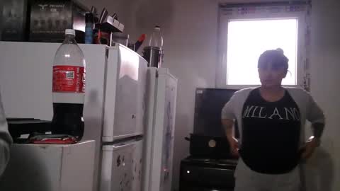 Snapshot of eclipsethrone chatting on March 30, 4:19 pm EclipseThrone online show from March 30, 4:19 pm