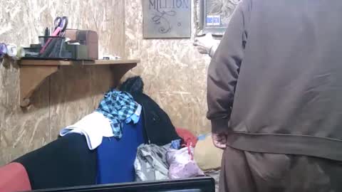 Snapshot of eclipsethrone chatting on April 3, 12:41 am EclipseThrone online show from April 3, 12:41 am