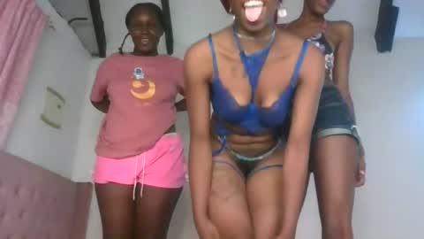 Snapshot of ecstasy_boo1 chatting on July 16, 4:24 pm Boo online show from July 16, 4:24 pm