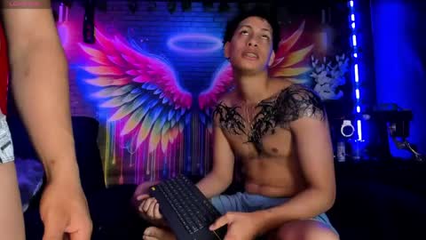 Snapshot of ecstasyx2_23 chatting on May 31, 4:36 pm ecstasyx2_23 online show from May 31, 4:36 pm