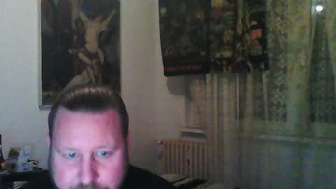 Edward online show from December 18, 6:46 pm