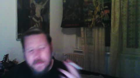Edward online show from February 14, 6:48 pm