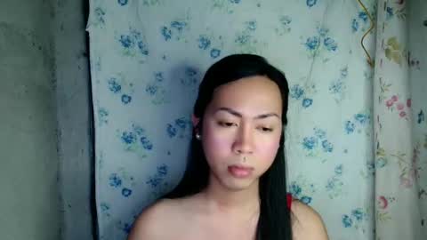 eddfox001 online show from May 5, 1:08 pm