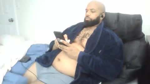 Snapshot of eddiejonez chatting on March 15, 3:23 am eddiejonez online show from March 15, 3:23 am