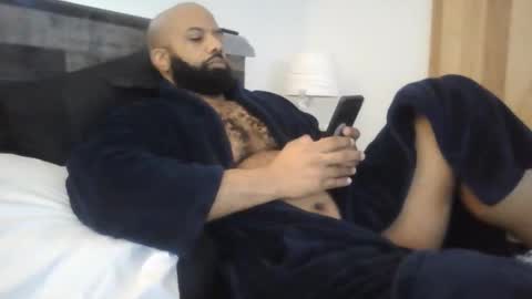 Snapshot of eddiejonez chatting on March 16, 1:04 pm eddiejonez online show from March 16, 1:04 pm