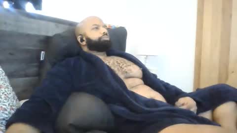 Snapshot of eddiejonez chatting on March 19, 12:09 pm eddiejonez online show from March 19, 12:09 pm