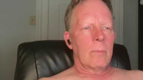 Snapshot of eddygl1968 chatting on June 29, 2:29 am Eddy online show from June 29, 2:29 am