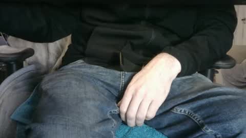 Snapshot of edged_biker chatting on January 20, 4:34 pm edged biker online show from January 20, 4:34 pm