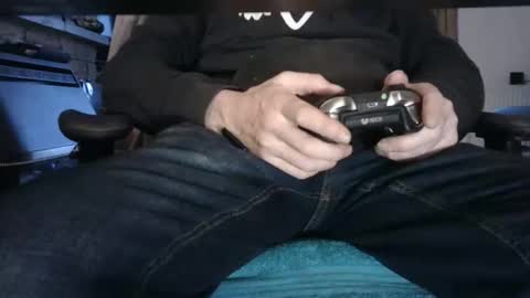 edged biker online show from February 16, 5:09 pm