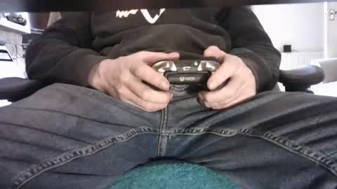 edged biker online show from February 26, 3:33 pm