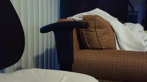 Snapshot of edging_as_escape chatting on June 30, 3:57 pm edging_as_escape online show from June 30, 3:57 pm