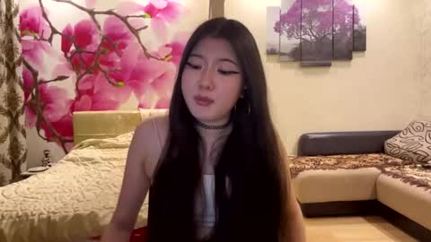 Eri online show from May 19, 5:52 pm