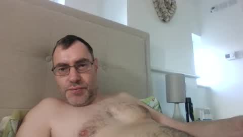 edinandy77 online show from December 19, 12:12 pm