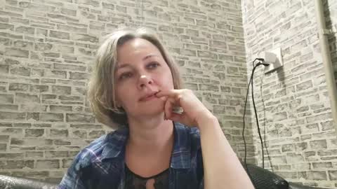 edithmanning online show from December 10, 11:54 am
